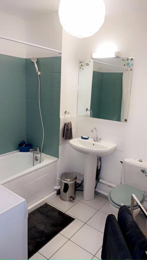 Sejour Cosy Au Bord Des Rives Du Lez, 2 Personnes, Wifi, Parking Prive Montpellier Bagian luar foto